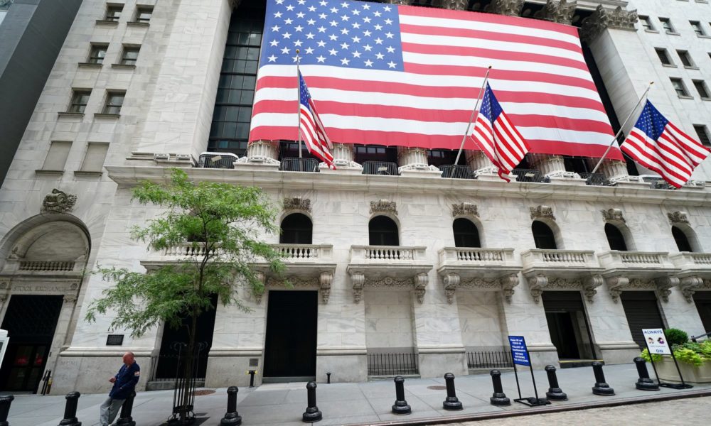 World Stock Markets Collapse As U.S. Futures Open Subduedly