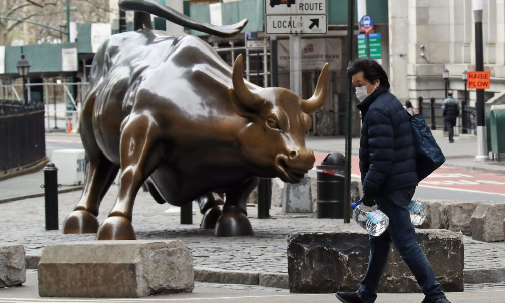 Stock Futures Dip After Dow And S&P500 Hit Fresh Records